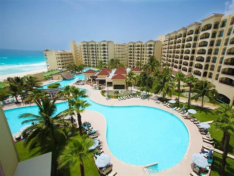 The Royal Islander - An All Suites Resort Cancún