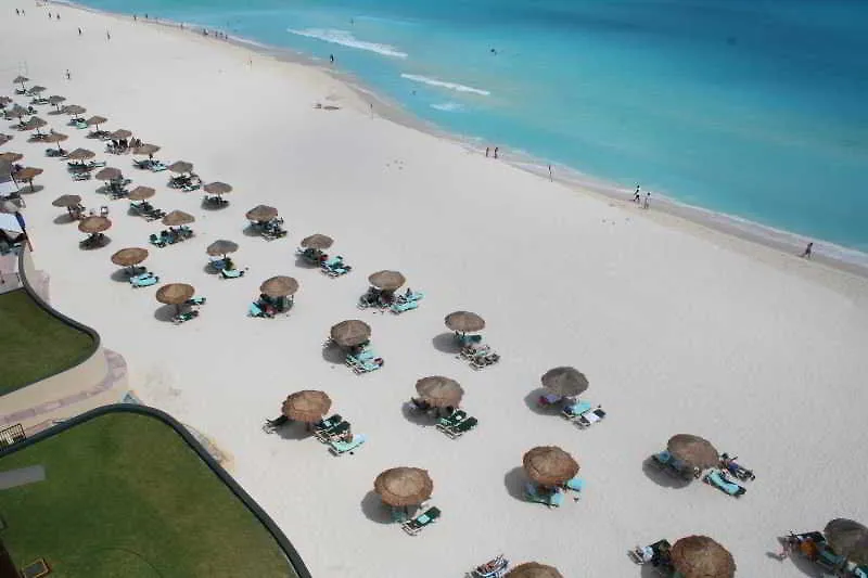 The Royal Islander - An All Suites Resort Cancún